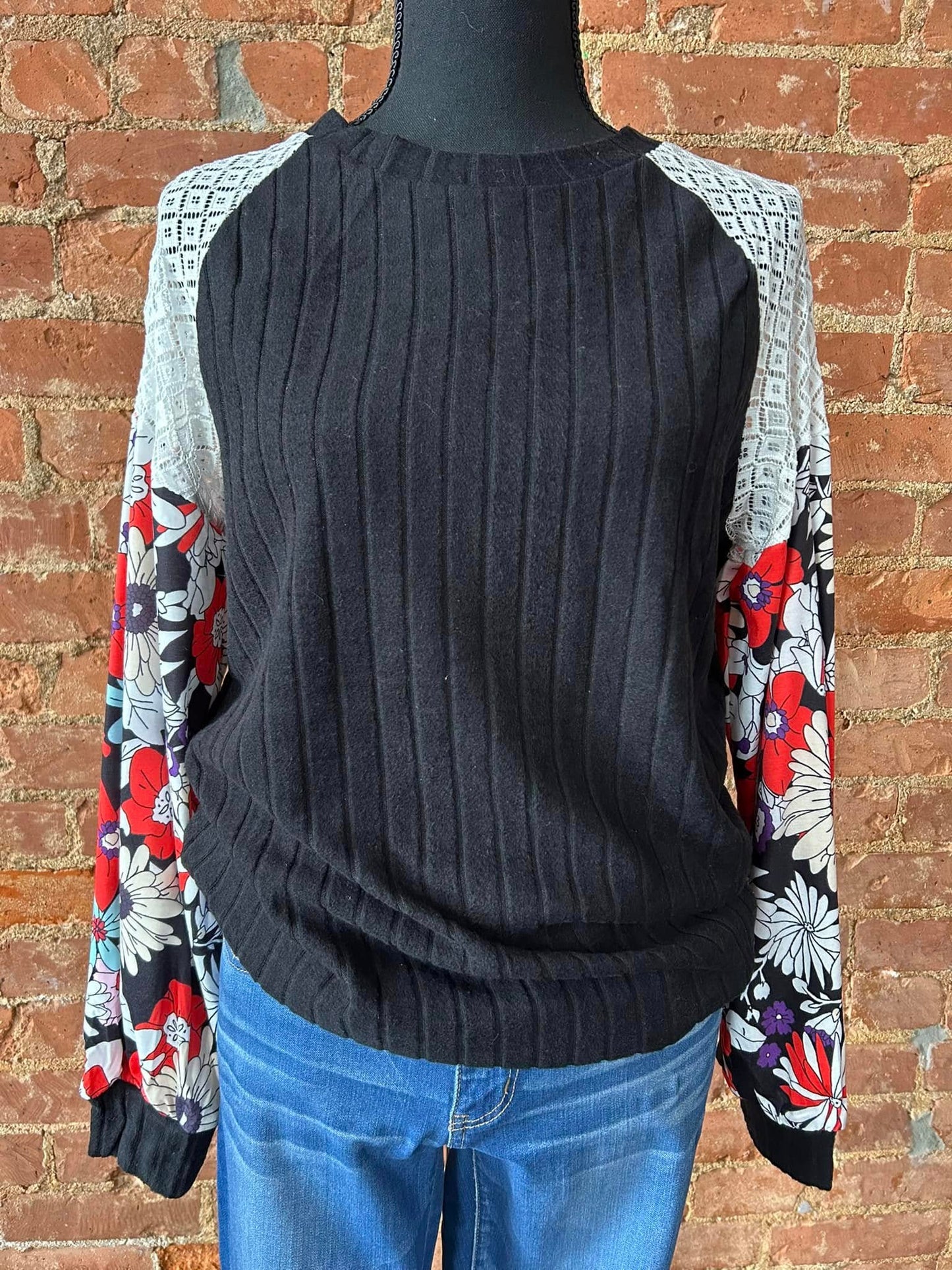 Black Top w/ Lace & Floral Sleeves
