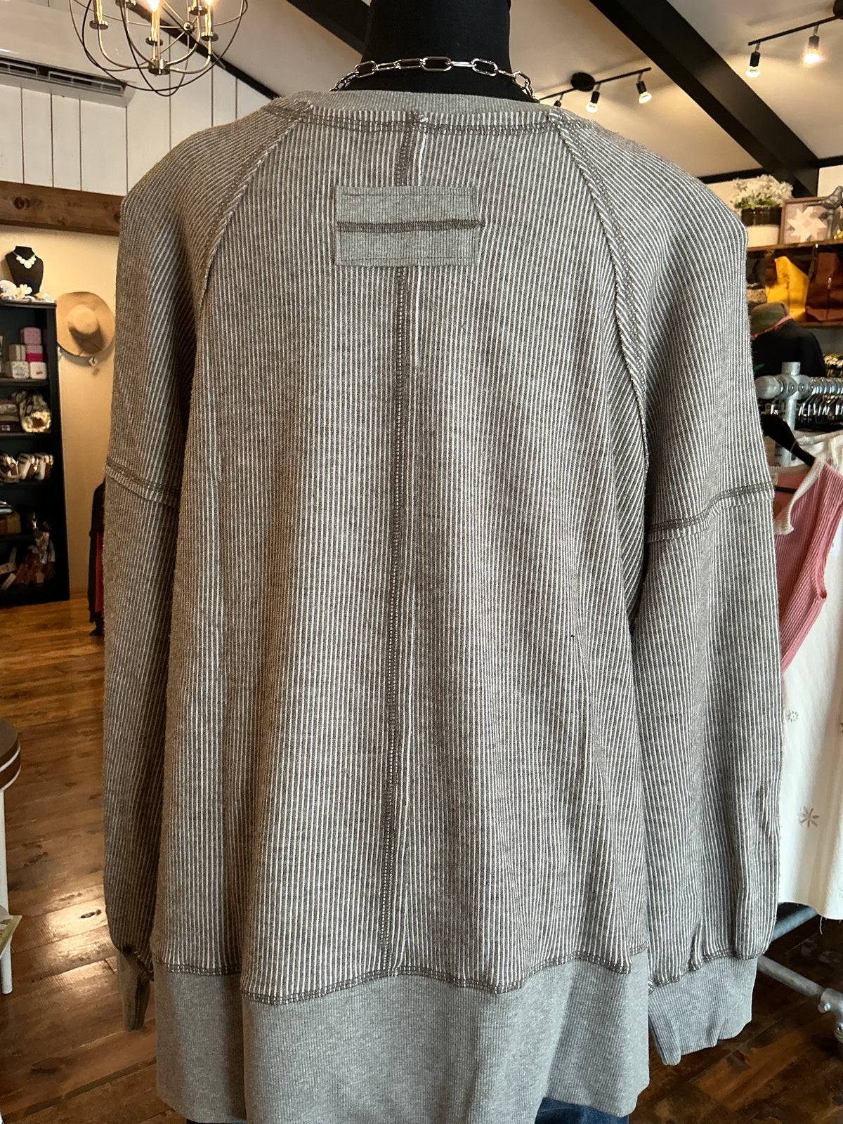 Plus Oversized Exposed Stitching Top